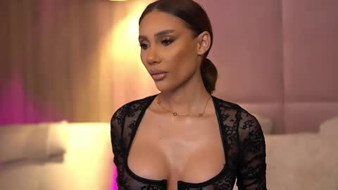 Ava online show from 02-02-25, 11:21