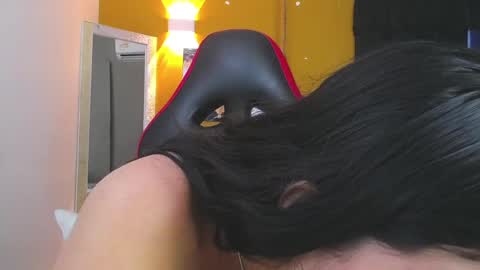 Snapshot of ava_jhonsson chatting on 02-10-25, 05:30 ava online show from 02-10-25, 05:30