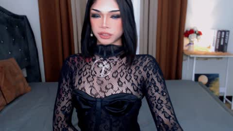 Ava online show from 12-17-24, 03:39