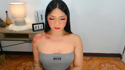 Ava online show from 09-27-25, 06:57
