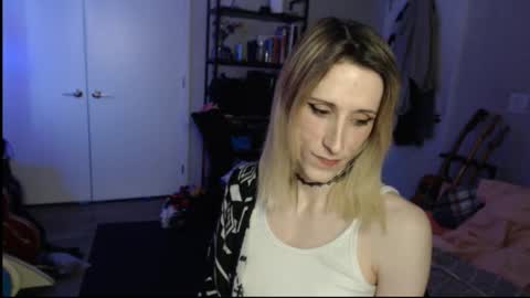 Snapshot of ava_reinhart_999 chatting on 02-13-26, 08:16 Ava online show from 02-13-26, 08:16