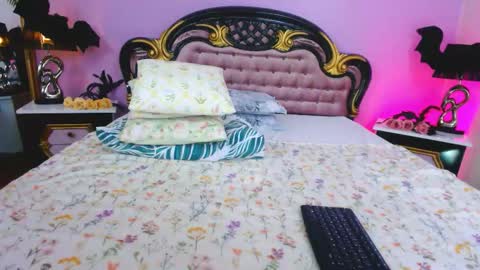 Snapshot of avaaaddamss chatting on 10-22-25, 09:09 avaaaddamss online show from 10-22-25, 09:09