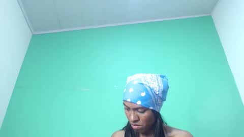 avalericherrycm101 online show from 10-22-25, 06:51