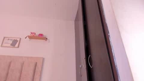 Avaline Help me reach 100 likes TRANSMISSION EVERY DAY FROM 39 PM online show from 02-21-25, 01:33