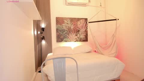 Avalon online show from 11-15-25, 07:43