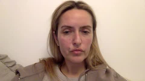 Ava online show from 03-12-26, 06:36