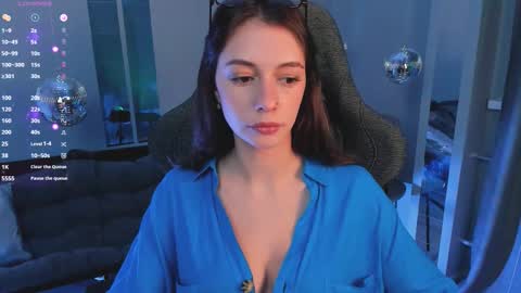 Avie online show from 10-21-25, 09:15