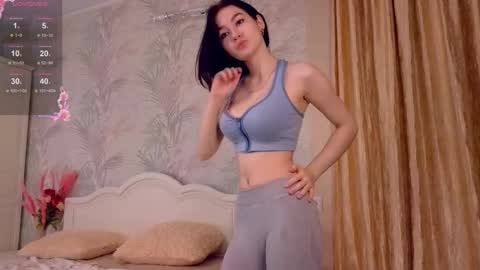 aveloria online show from 10-10-25, 06:07