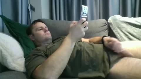 Snapshot of averagejoe2025 chatting on 11-24-25, 01:05 averagejoe2025 online show from 11-24-25, 01:05