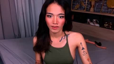 Avery online show from 12-02-25, 08:48