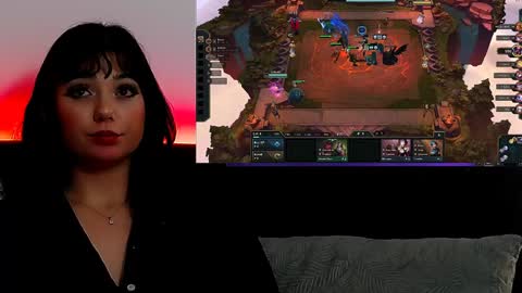 Snapshot of averywillow chatting on 02-07-25, 02:19 AveryWillow online show from 02-07-25, 02:19