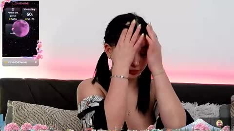 Snapshot of averywillow chatting on 02-12-25, 11:41 AveryWillow online show from 02-12-25, 11:41