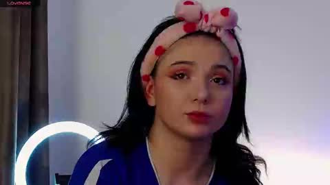 Snapshot of averywillow chatting on 03-06-25, 02:08 AveryWillow online show from 03-06-25, 02:08