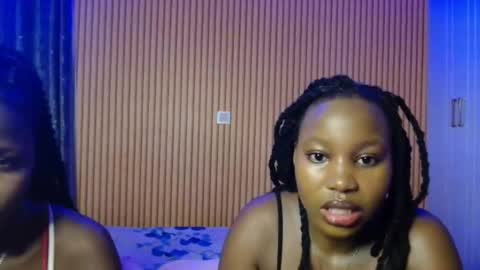 Snapshot of avian_talya chatting on 11-17-25, 03:07 Avian online show from 11-17-25, 03:07