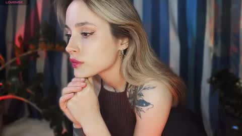 Aviva online show from 11-30-25, 07:51