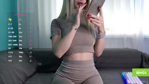 avr0ria online show from 12-21-24, 02:52