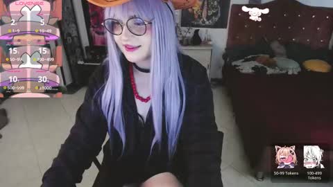 Snapshot of avril2809 chatting on 02-23-25, 01:02 Abril online show from 02-23-25, 01:02