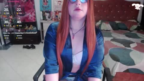 Snapshot of avril2809 chatting on 09-24-25, 12:03 Abril online show from 09-24-25, 12:03