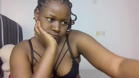 Snapshot of avril_lily chatting on 02-01-26, 07:51 Avril online show from 02-01-26, 07:51