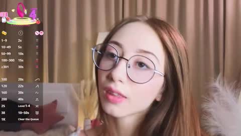 Avril online show from 11-21-25, 09:24