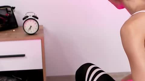 awalynch online show from 11-24-25, 03:23