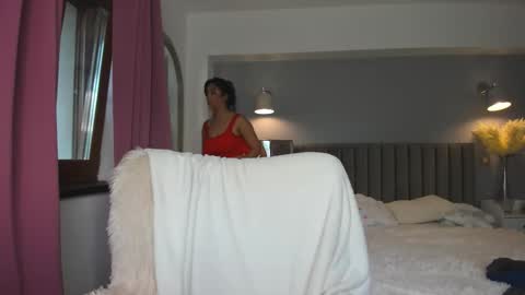 Jolie online show from 09-13-25, 07:08