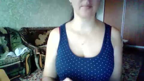 Snapshot of awesomeladyy chatting on 11-08-25, 09:20 awesomeladyy online show from 11-08-25, 09:20