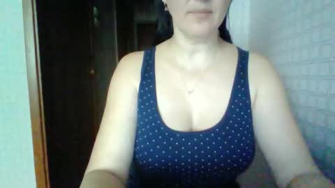 Snapshot of awesomeladyy chatting on 12-18-25, 09:04 awesomeladyy online show from 12-18-25, 09:04