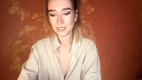 Awora Wolf online show from 09-20-25, 02:40