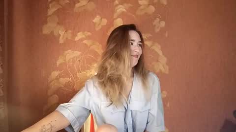 Awora Wolf online show from 10-07-25, 09:28