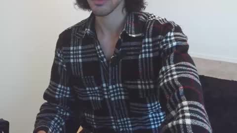 Snapshot of awwdi1 chatting on 03-06-25, 04:17 Edward Skellington online show from 03-06-25, 04:17