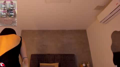 Axara online show from 11-17-25, 11:49