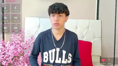 Axel Evanss online show from 10-20-25, 12:16