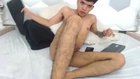 Snapshot of axel_forte chatting on 02-27-25, 03:37 Axel Forte online show from 02-27-25, 03:37