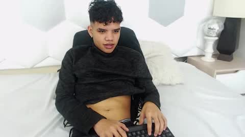 Snapshot of axel_forte chatting on 03-07-25, 12:34 Axel Forte online show from 03-07-25, 12:34