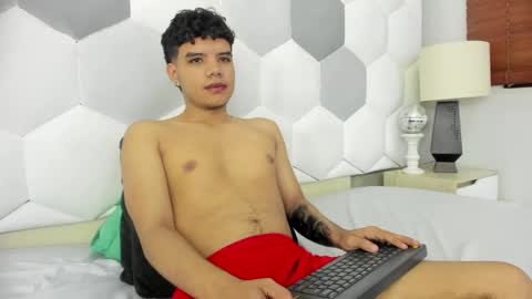 Snapshot of axel_forte chatting on 10-04-25, 01:20 Axel Forte online show from 10-04-25, 01:20