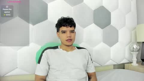 Snapshot of axel_forte chatting on 10-06-25, 01:08 Axel Forte online show from 10-06-25, 01:08