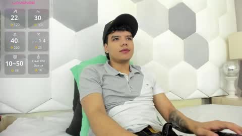 Axel Forte online show from 10-24-25, 01:18