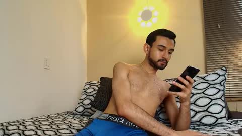 Snapshot of axel_moon_s chatting on 12-13-25, 07:53 Axel Moon online show from 12-13-25, 07:53