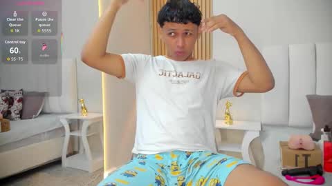 Alex online show from 11-20-25, 04:12