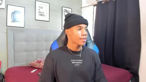 Snapshot of axel_silva3 chatting on 10-14-25, 12:28 AXEL SILVA online show from 10-14-25, 12:28