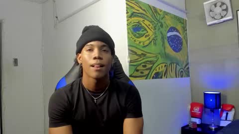 Snapshot of axel_silva3 chatting on 11-21-25, 12:59 AXEL SILVA online show from 11-21-25, 12:59