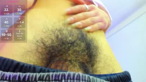 AXEL  online show from 10-18-25, 03:53