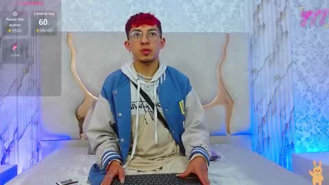 Snapshot of axel_tay1 chatting on 01-16-26, 12:09 AXEL online show from 01-16-26, 12:09