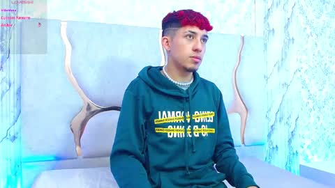 Snapshot of axel_tay1 chatting on 02-17-26, 12:12 AXEL online show from 02-17-26, 12:12