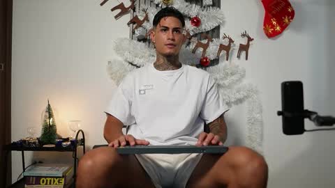 Agustin online show from 11-13-25, 09:14