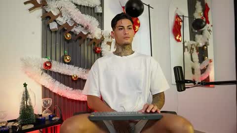 Agustin online show from 11-19-25, 09:15