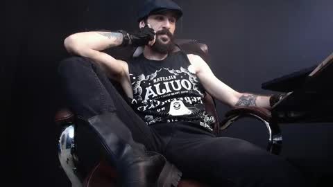 Snapshot of axelcolton chatting on 02-12-25, 12:22 AxelColton online show from 02-12-25, 12:22