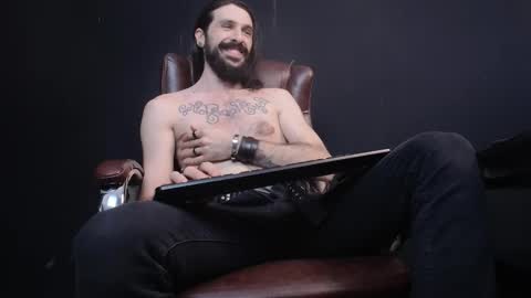 Snapshot of axelcolton chatting on 02-15-25, 01:16 AxelColton online show from 02-15-25, 01:16