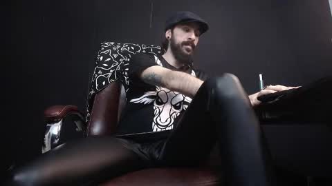 Snapshot of axelcolton chatting on 02-16-25, 06:10 AxelColton online show from 02-16-25, 06:10